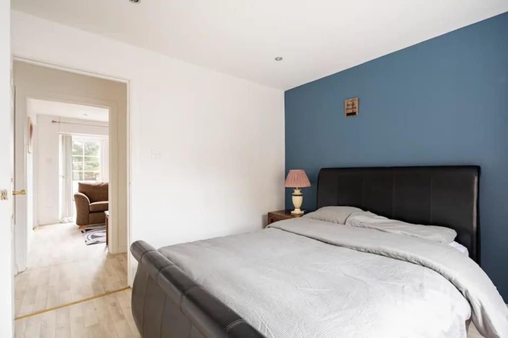 Lovely One Bedroom Flat. Belfast Esterno foto